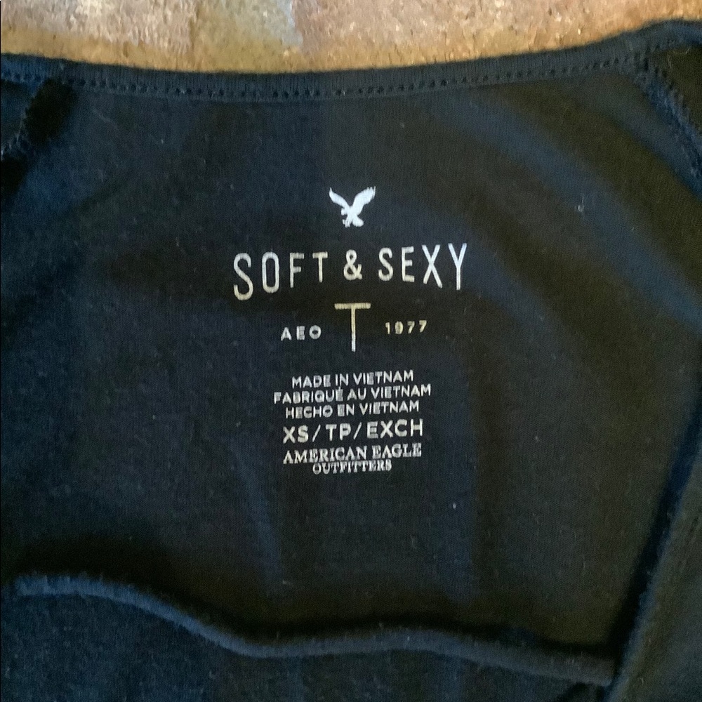 Black Soft and Sexy V-Neck along sleeve shirt (xs)